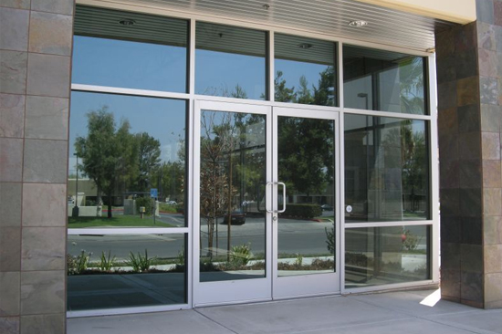 Tampa-commercial-door-repair